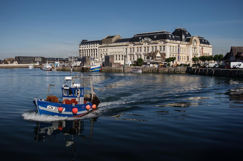 Mercure Trouville Sur Mer מראה חיצוני תמונה