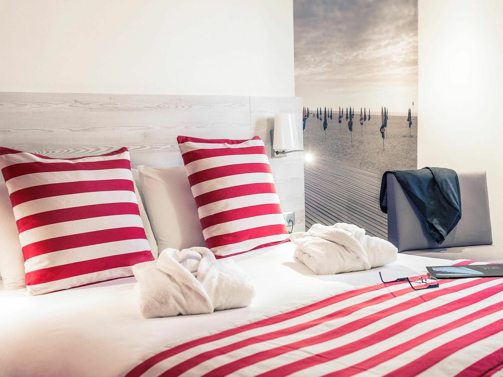 Mercure Trouville Sur Mer מראה חיצוני תמונה